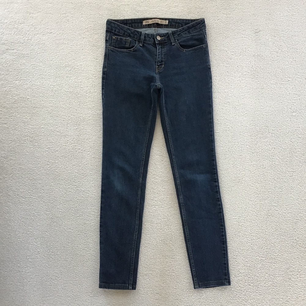 ZARA DENIM BLUE JEANS SIZE 6 SLIM